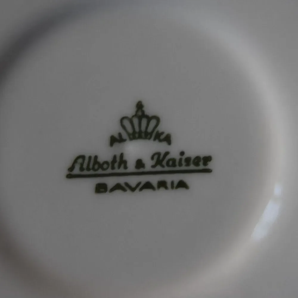 Vintage Alboth Kaiser Bavaria Tea Cups Saucers Set 4 Folk Art Red Black MCM